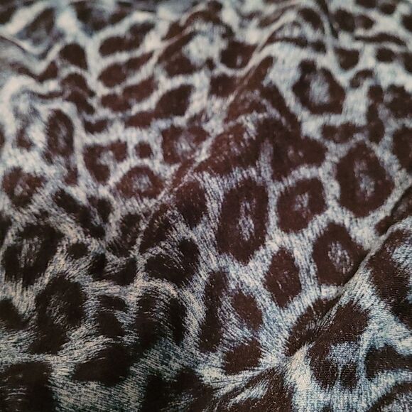 Jennifer Lopez Green  Leopard print poncho style top - Picture 3 of 6